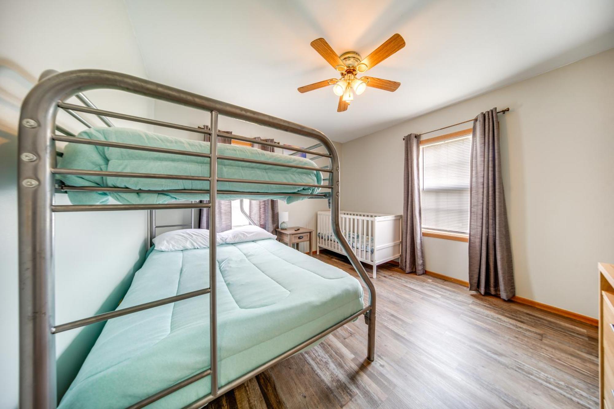 Family-friendly Hideaway Near Presque Isle! Casa de férias Erie